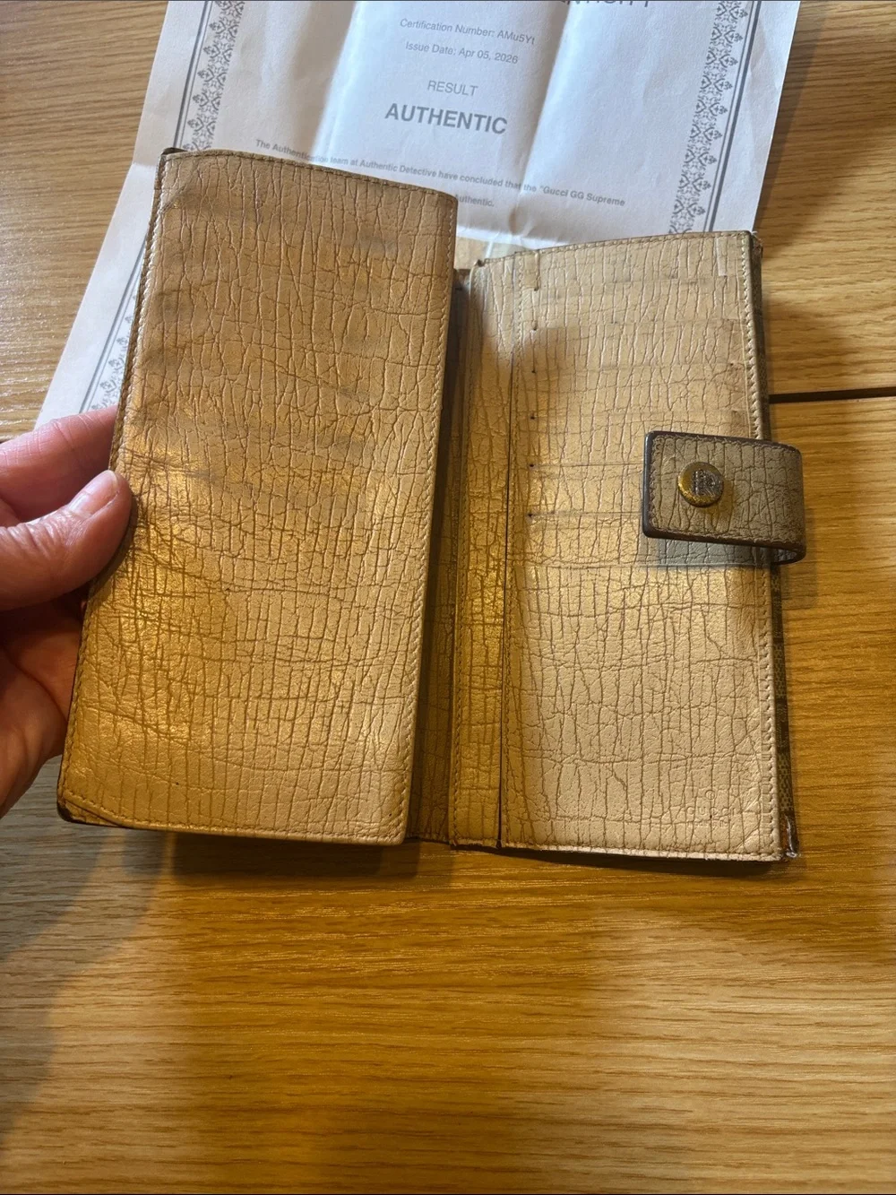 Gucci vintage limited Brown GG Supreme Continental Wallet with Gold-Tone Snap - Picture 9 of 17